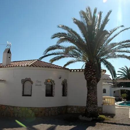 Palmera Iv Holiday home *
